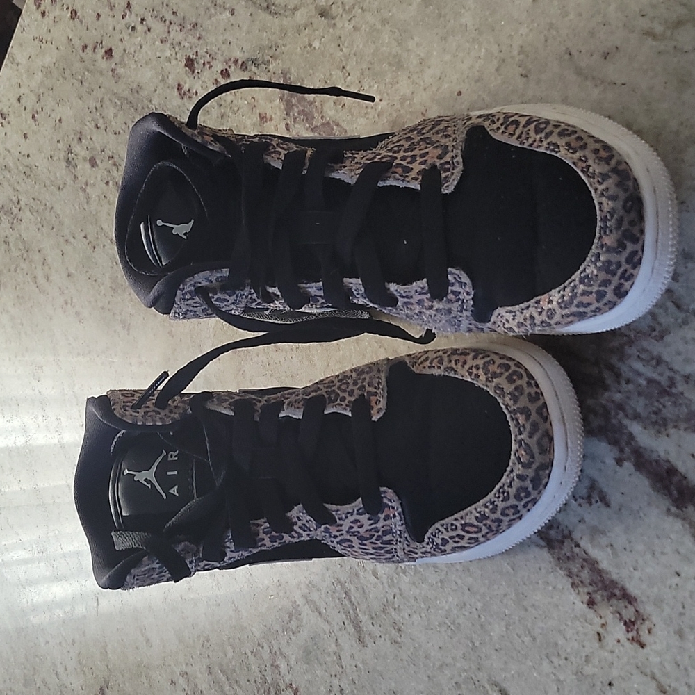 Child sneakers